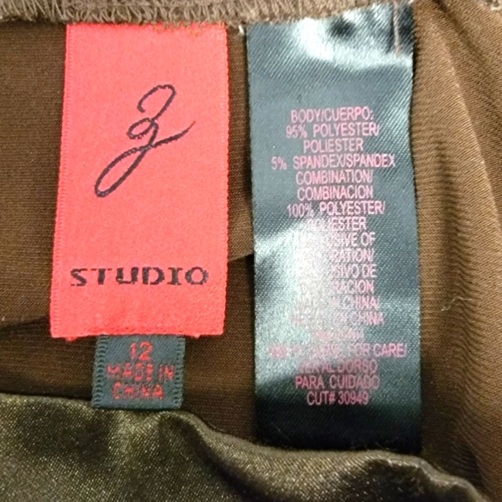 Z STUDIO DRESS SIZE LARGE - Picture 3 of 3